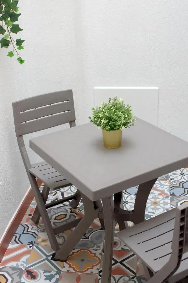 Apartment Maison San Giovanni Cagliari